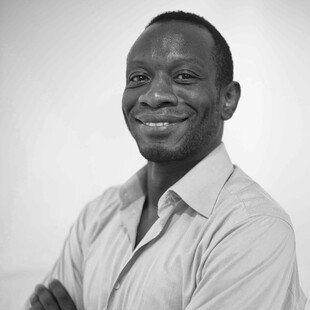 Portrait of Azu Nwagbogu.