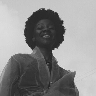 Portrait of Joycelyn Longdon.