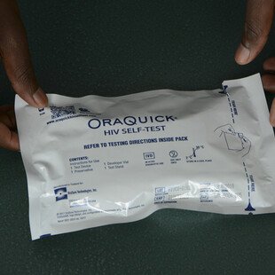 A closed HIV self-testing kit