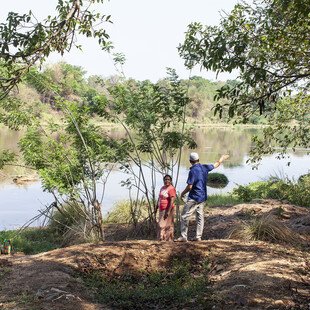 Upul in front of the Mahaweli river